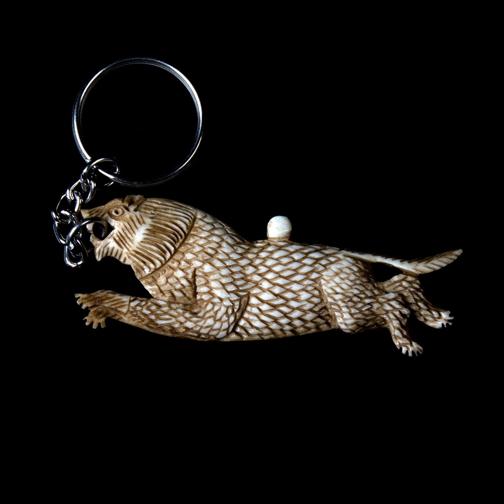 The Artisanal Contour Keyring